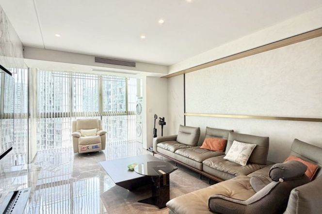 modern 3brs floor heating modern furniture beside Huang pu river 