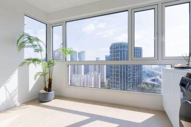 modern big 3brs floor heating modern furniture near Xintiandi only 22K