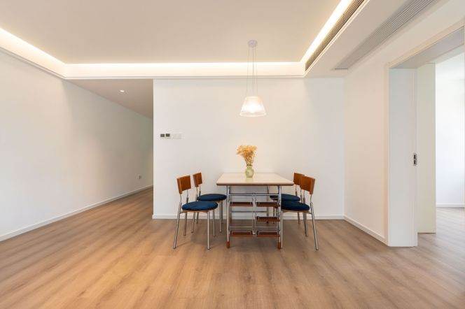 modern 2brs floor heating modern furniture near Jing  an temple line 13,14 Su zhou river 17K