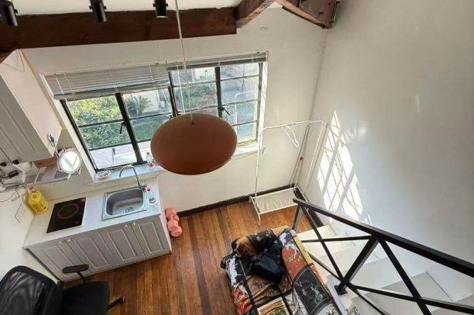 Cozy bright 1BR Huaihai Rd &Changshu Rd 4.8k