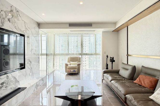 modern 3brs floor heating modern furniture beside Huang pu river 