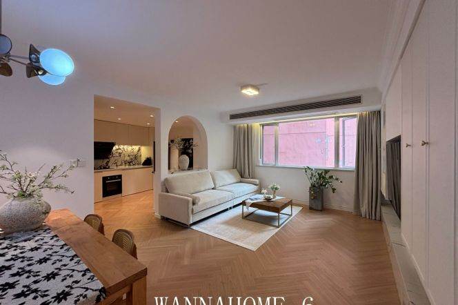 20.8K+Bright&Spacious&Modern 3Bdrs 2Baths Apt+L10/11 Jiaotong University+150Sqm+Floor Heating