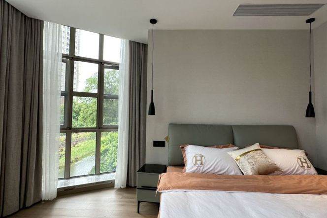 2 Brs, 1 Living room, Floor heating/Central ac/Dish washer, 120 sqm @ Yaohong metro L15