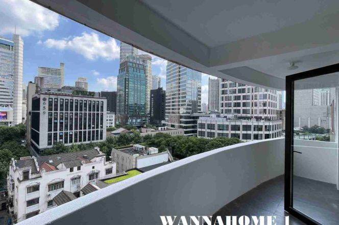 Stunning View+Modern&Bright&New 3Bdrs 2Baths Apt+West Nanjing Rd+Large Balconies