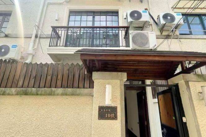 Whole lane house 200sqm nr Shanxi(s) Rd 30k