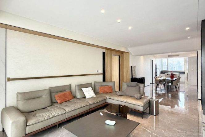 modern 3brs floor heating modern furniture beside Huang pu river 