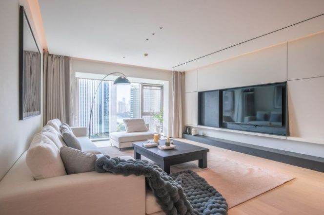 modern big 3brs floor heating floor heating nice view in Shimao Huang pu river 
