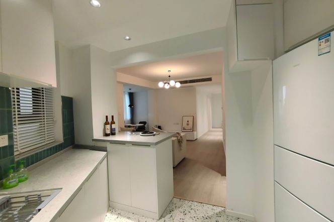Elevator 1BR | Tianyaoqiao Road | 6 mins to Line 4 Shanghai Stadium Station