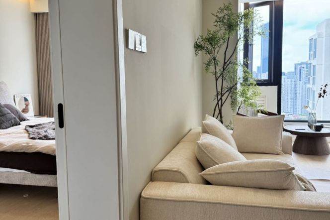 Fabulous 1Br Apt +balcony +Heating | Jing'an Temple metro L2/7 | Good compound