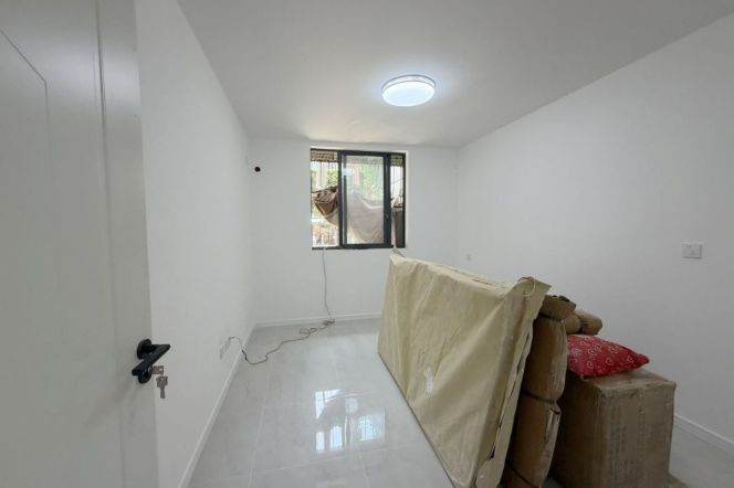Valuable/Brandnew Yongjia/Xiangyang Rd 2BR with Patio 11.2K 