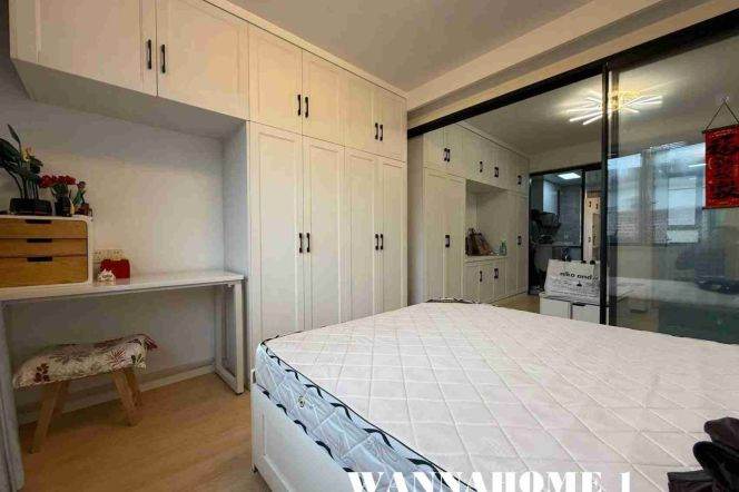 Modern&Spacious&Bright 1Bdr 1Bath Apt+4F Walk Up+Large Storage+Ju Lu Rd+Jing An Temple 