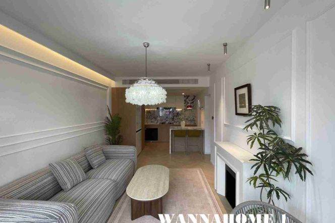 Stunning View+Modern&Bright&New 3Bdrs 2Baths Apt+West Nanjing Rd+Large Balconies