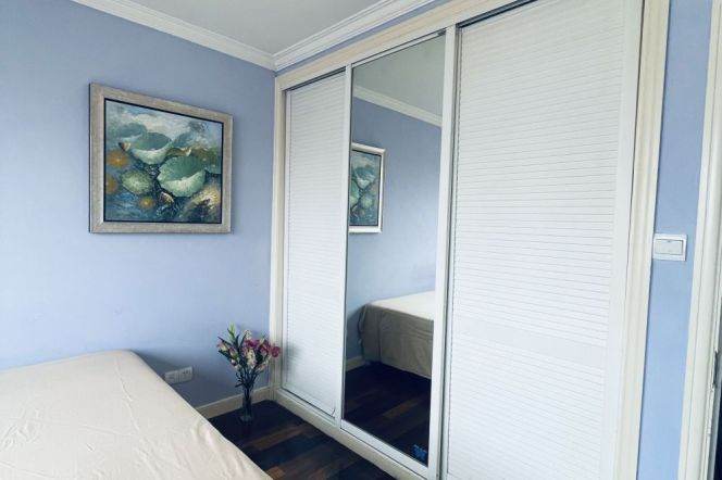 Spacious Shared Apartment Available in Jing’an Area