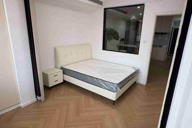 Bright&Modern Elevator 1Bdr 1Bath Apt+Hong Qiao Rd CBD+L10/11 Jiao tong Uni. Metro