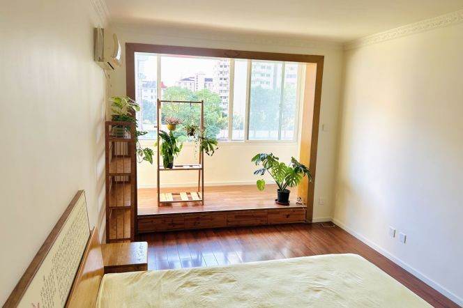 Columbia Circle - 2BR/Living Room, 95 sqm L10/11/L3/4