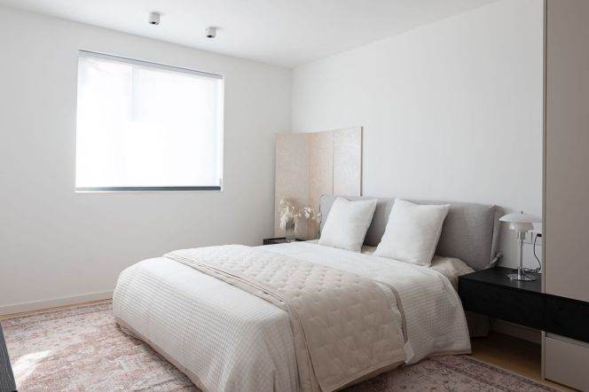 Modern & Bright 3+1‑Bedroom Home with south‑facing layout, Complete Heating & Furnishings