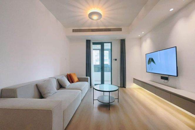 jinshajiang rd modern 2BR/big living room@L3/4/13