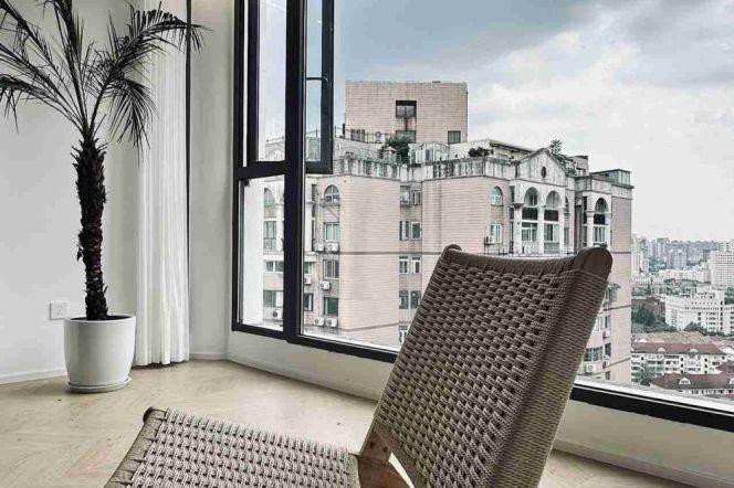 Stunning View+Modern&Bright&Spacious 3+1Bdrs 2Baths Apt+Jing An Temple+L14 Wu Ding Rd
