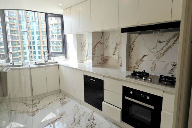 145sqm High-floor Luxury Apartment with View Balcony| L2/7/14 West Nanjing Rd St