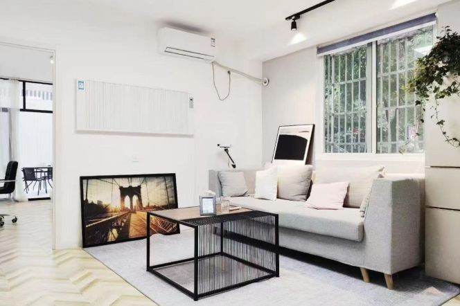 Big terrace one bedroom apt with oven @ Line4 West Yan'an Rd