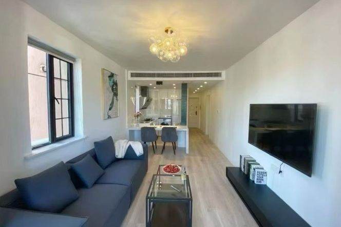 Urumqi/Wuyuan rd bright floor heat 1br/2lr/1ba apt; L1/7