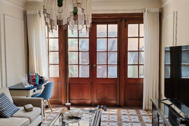 3 Brs, 3 Baths with Terrace/Central ac/Wall heating/Oven, 150 sqm @ Hailun metro L10