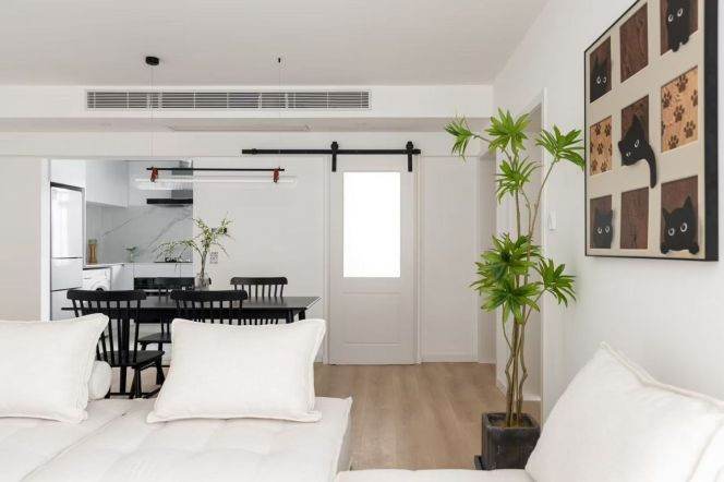 Changping Rd modern 2Br wt lift,balcony,floor heating