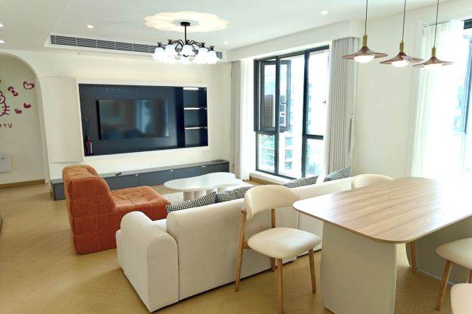 145sqm High-floor Luxury Apartment with View Balcony| L2/7/14 West Nanjing Rd St