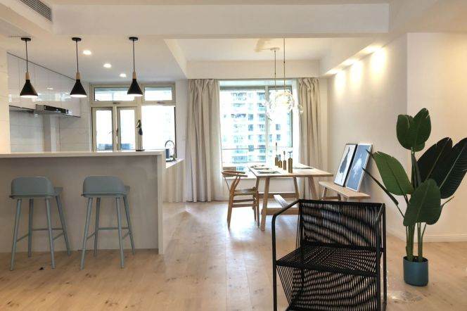 160sqm Luxury Apartment West Nanjing Road, Balcony Included | L2/12/13