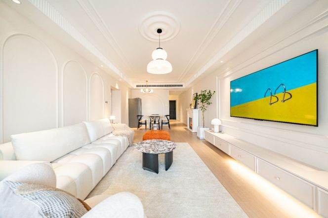 Elevator 2br/2bt Flat with open Balcony close to West Nanjing Road