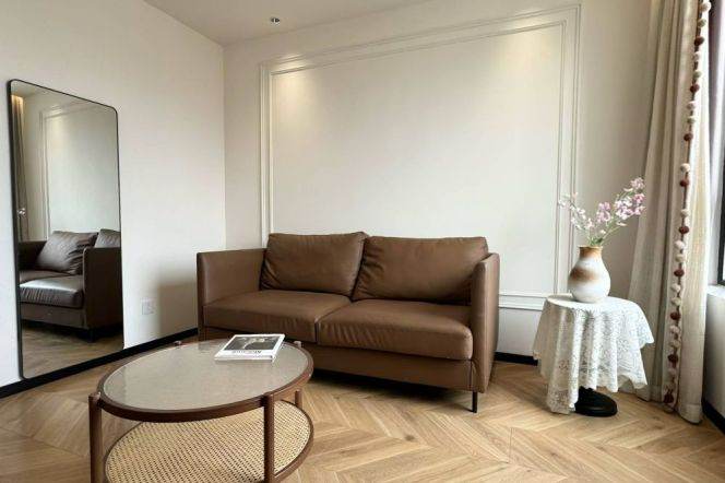 Wuning rd/modern 1br 1lr/elevator/bright room/big living room,@L13/14