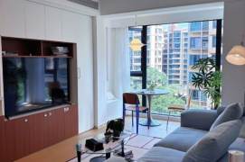 Stunning 2br with floor heating @Changning Line 2