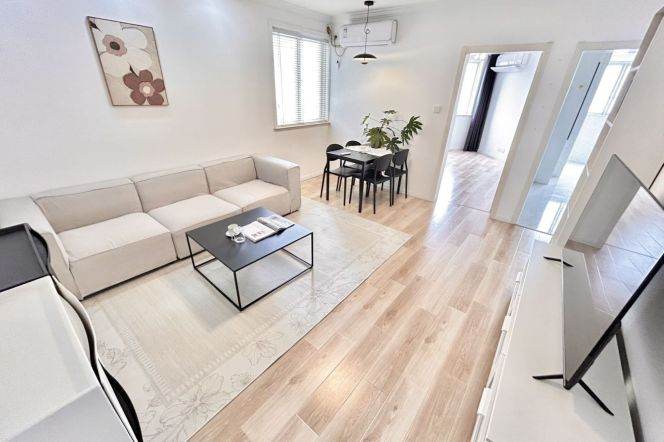 Elevator 2br - Jiaozhou Rd - 3 mins to Line7/13 Changshou Rd