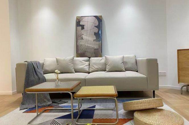 Jing’an charming 2br famous compound with 16k