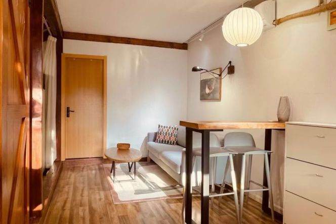 IAPM,Changshu Rd cozy 2Br,lane house 