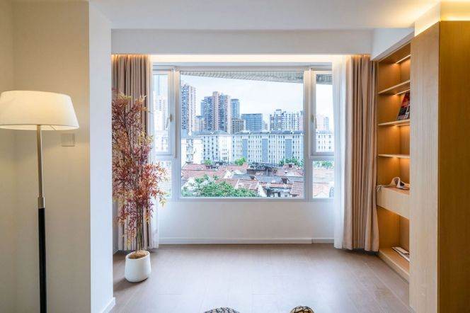 Nice 2br Apt close to the Bund