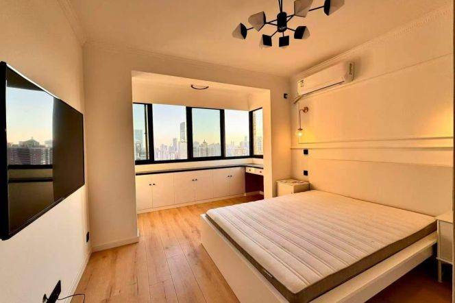 Changping station stunning 2br hig floor with 14k