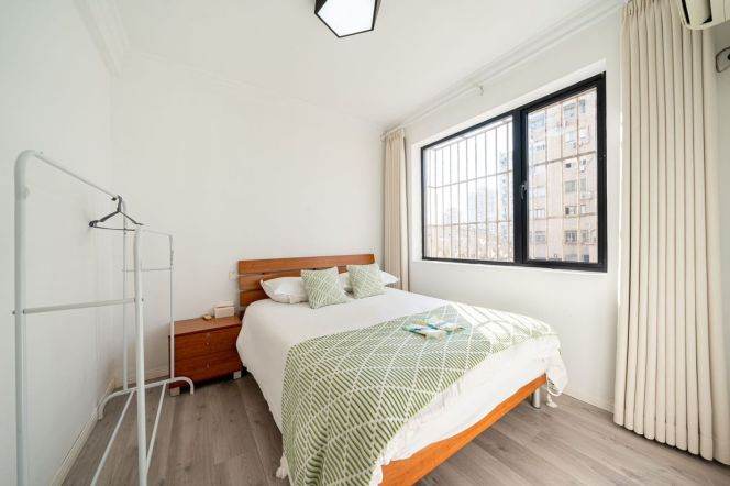 Big one room for renting 4K newly renovated nice modern decoration M2/7/14 Jing'an 