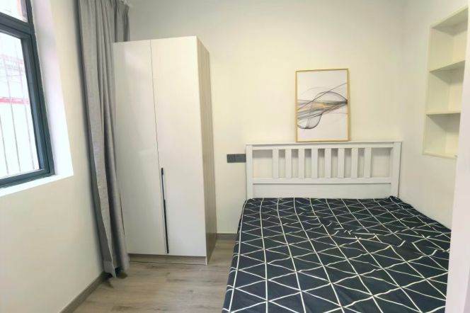 Cozy 1br@jiangsu rd sta 3.8k