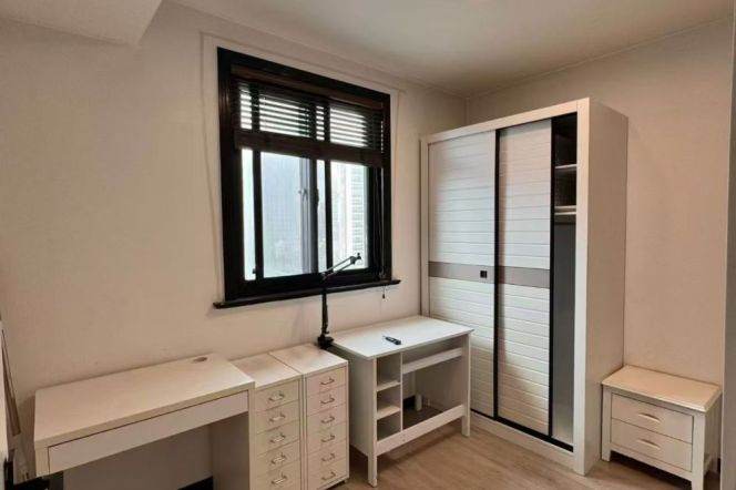 Elevator 2br/1lr @zhongshan park sta 9.2k