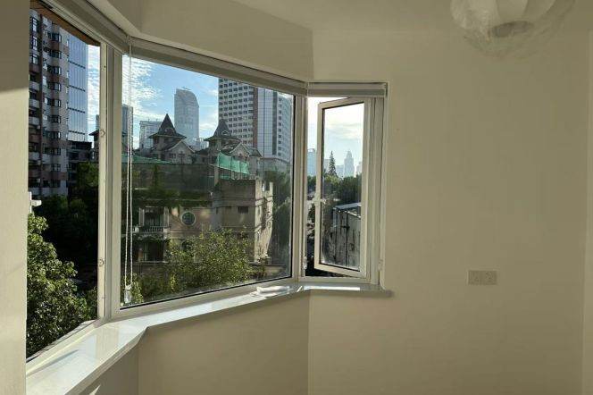 Julu rd Grand Plaza 2 br newly renovated Apt &open kitchen 17.8K