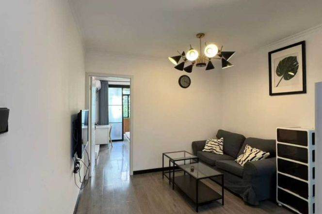 changping rd 1br/big living room@L7/14
