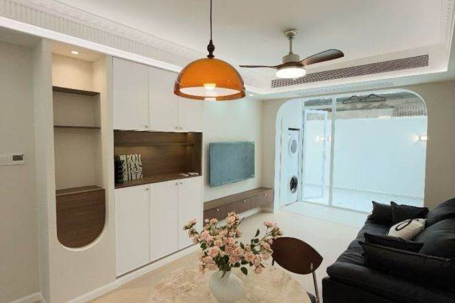 loushanguan rd station one bedroom