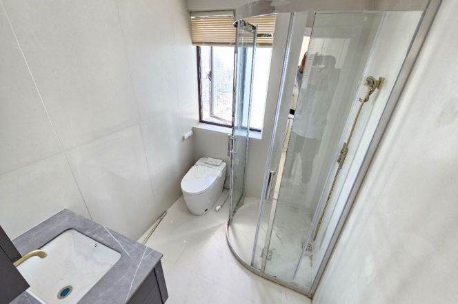 Xujiahui, Wanyitumen, floor-to-ceiling windows, underfloor heating, large 2-bers apartment