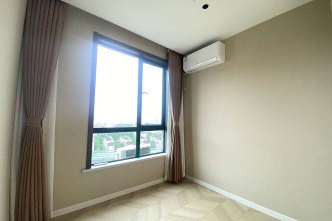 zhongshan park 145 sqm modern Apt &floor heating/nice compound 16K