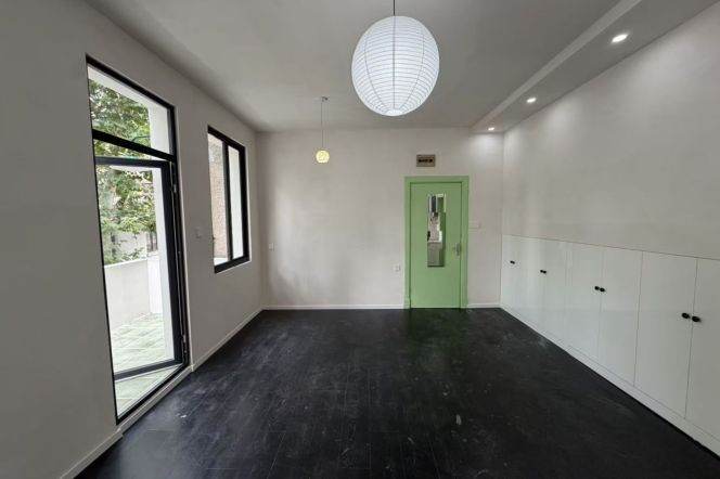 Green view 1BR APT Big Balcony Yongjia Rd 7.5k