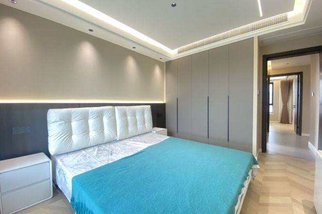 zhongshan park 145 sqm modern Apt &floor heating/nice compound 16K