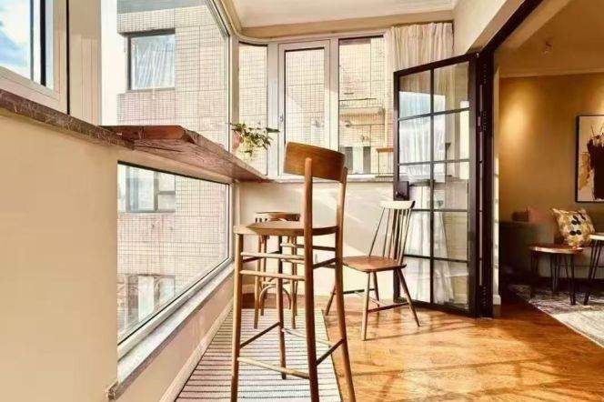 Shanghai Library elevator 2BR apartment
