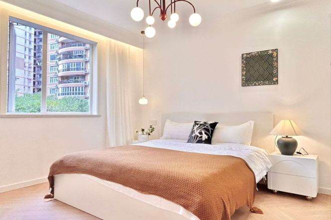 jiaotong university modern 3 br Apt 160 sqm &floor heating 20k