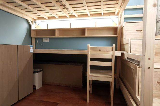 1Studio near line 4/14 Pu'dong Avenue and Lujiazui can long and short term lease